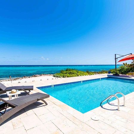 Thatch Hill - Renovated Beach House With Pool, Short Walk To The Rum Point Club Driftwood Village Exteriér fotografie