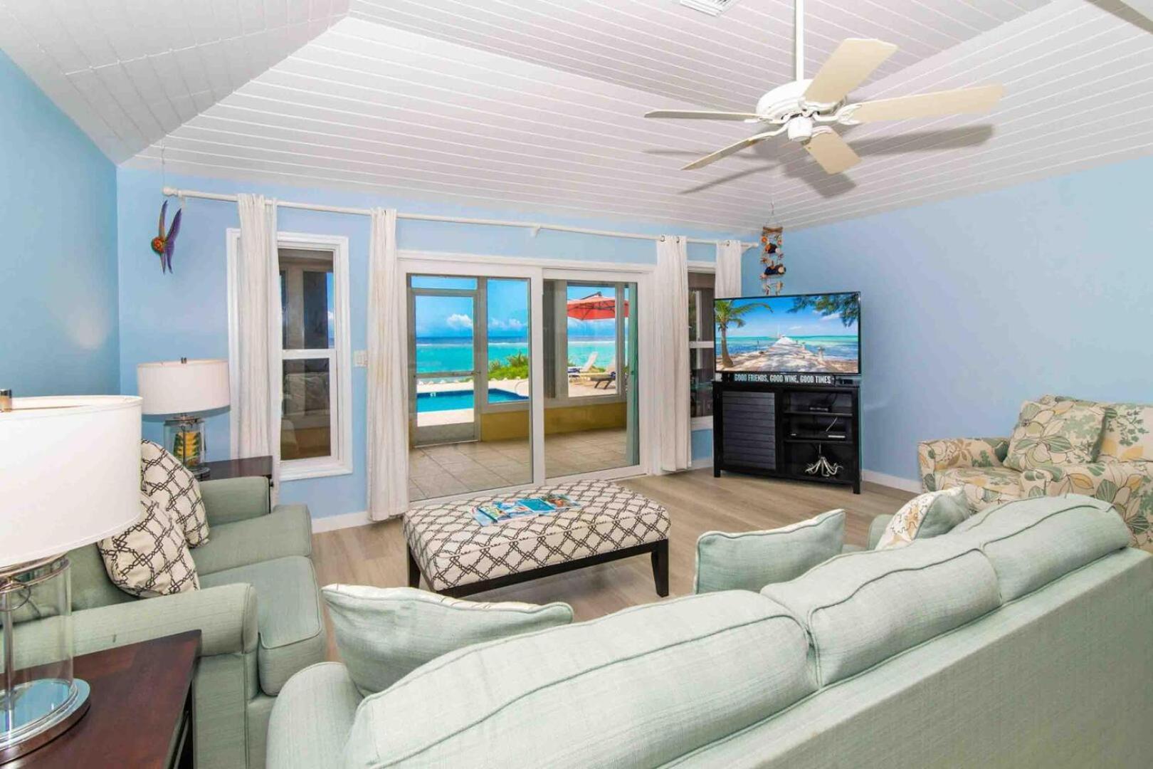 Thatch Hill - Renovated Beach House With Pool, Short Walk To The Rum Point Club Driftwood Village Exteriér fotografie
